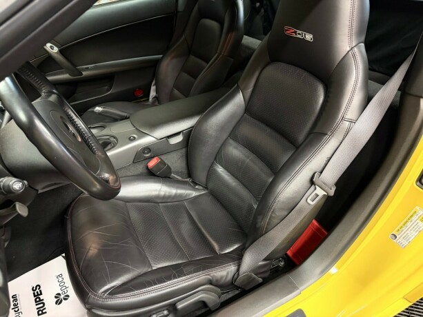 chevrolet-corvette-bensin-2006-big-23