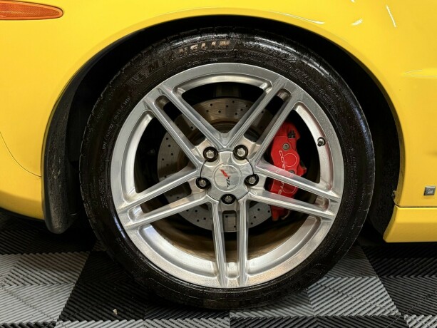 chevrolet-corvette-bensin-2006-big-5