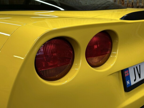 chevrolet-corvette-bensin-2006-big-18