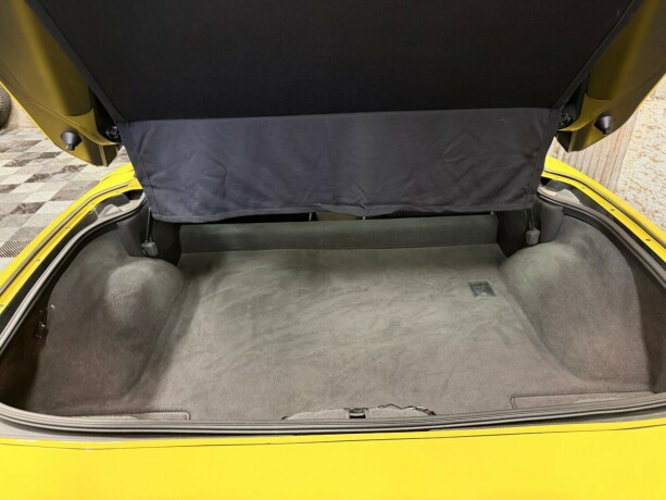 chevrolet-corvette-bensin-2006-big-37