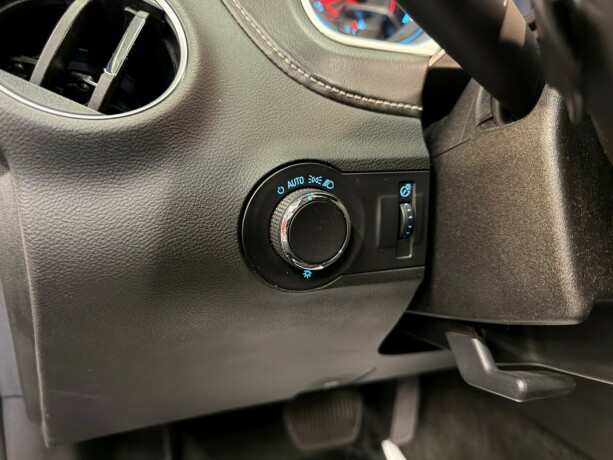 chevrolet-camaro-bensin-2012-big-33