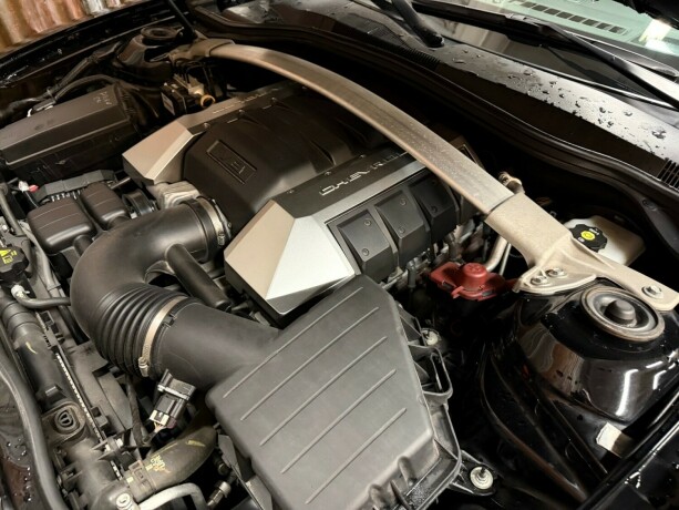 chevrolet-camaro-bensin-2012-big-49