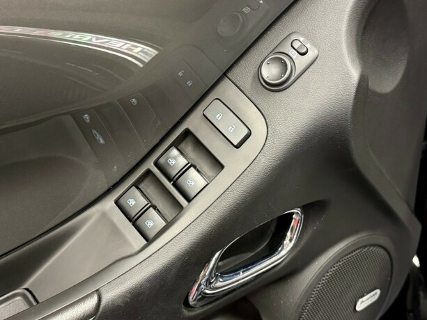 chevrolet-camaro-bensin-2012-big-27