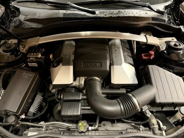 chevrolet-camaro-bensin-2012-big-47