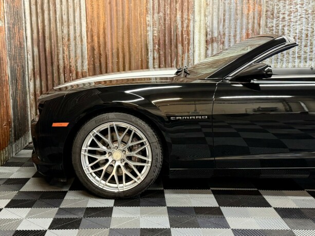 chevrolet-camaro-bensin-2012-big-15