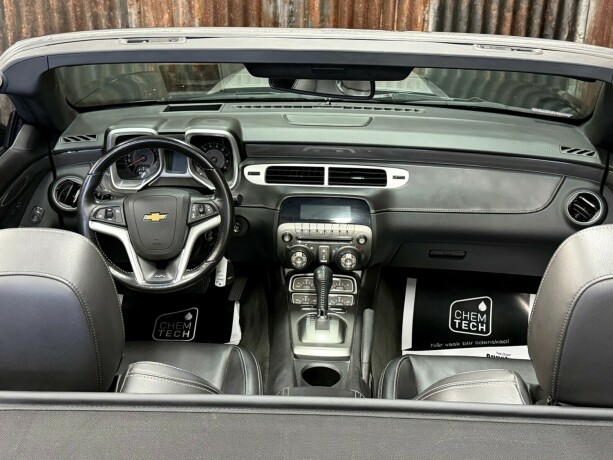 chevrolet-camaro-bensin-2012-big-21