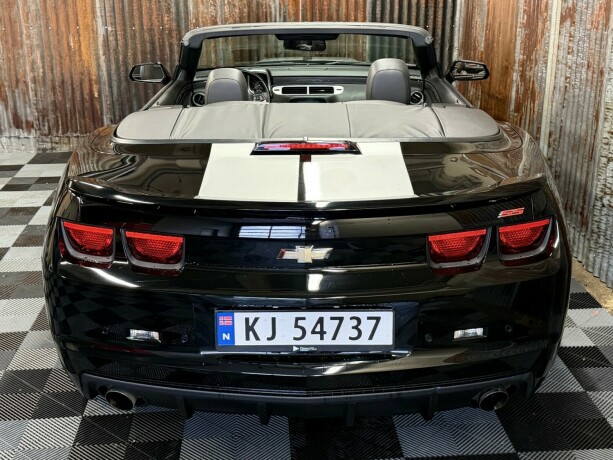 chevrolet-camaro-bensin-2012-big-20