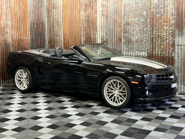 chevrolet-camaro-bensin-2012-big-2