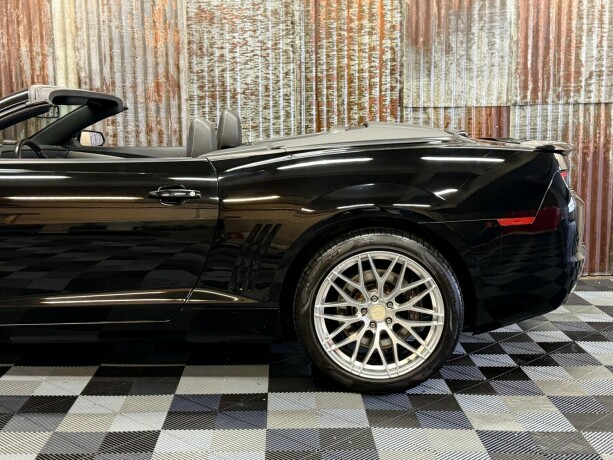 chevrolet-camaro-bensin-2012-big-14