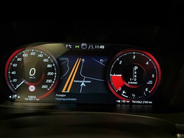 volvo-v90-cross-country-diesel-2018-big-17