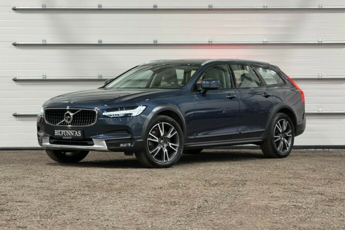 volvo-v90-cross-country-diesel-2018-big-6