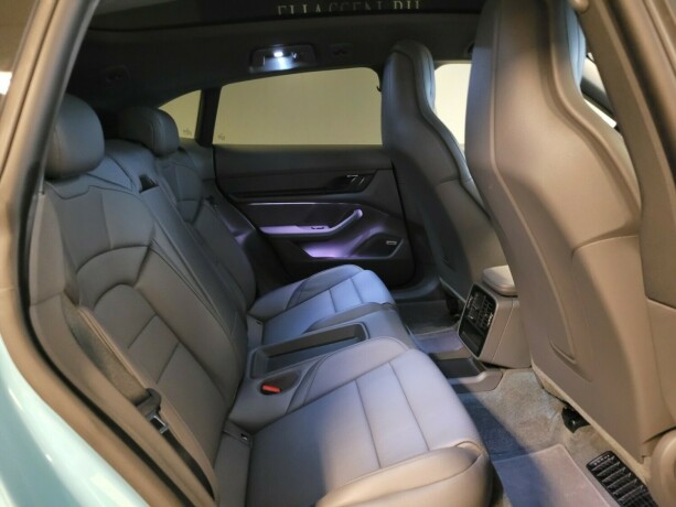 porsche-taycan-cross-turismo-elektrisitet-2022-big-17