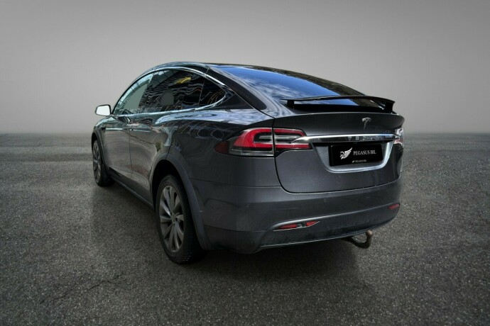 tesla-model-x-elektrisitet-2018-big-6