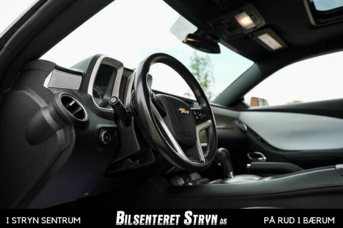 chevrolet-camaro-bensin-2014-big-15