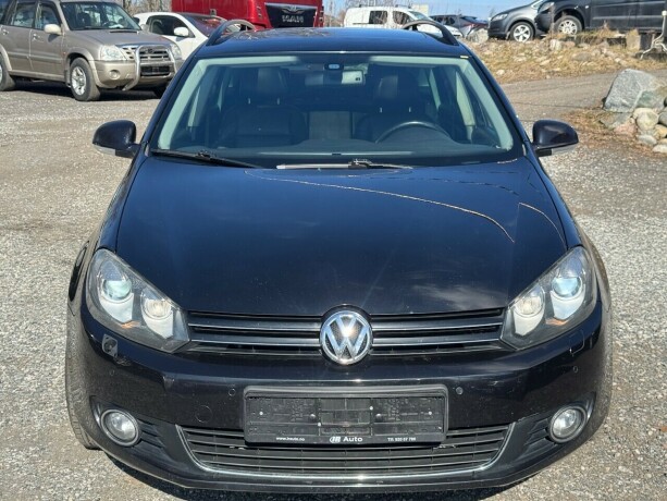 volkswagen-golf-bensin-2010-big-1
