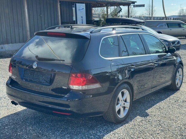 volkswagen-golf-bensin-2010-big-6