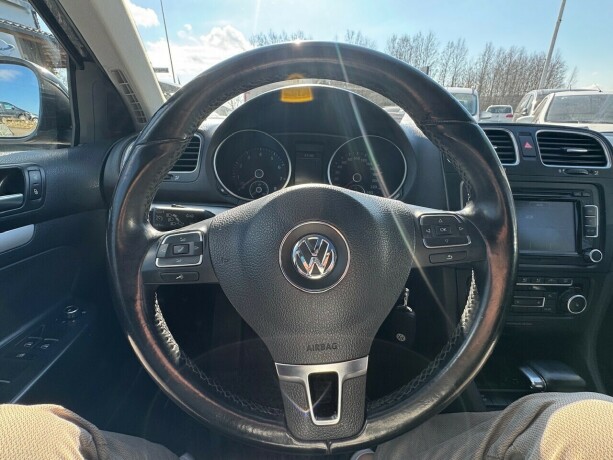 volkswagen-golf-bensin-2010-big-13