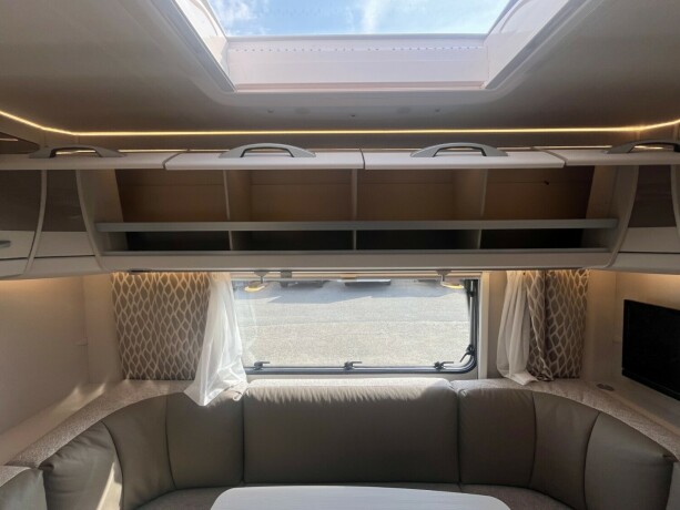 dethleffs-nomad-560-fmk-snow-hel197rsvogn-2022-big-62