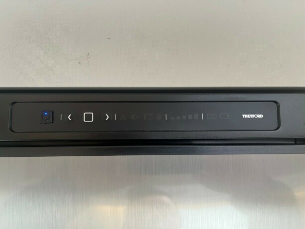 dethleffs-nomad-560-fmk-snow-hel197rsvogn-2022-big-39