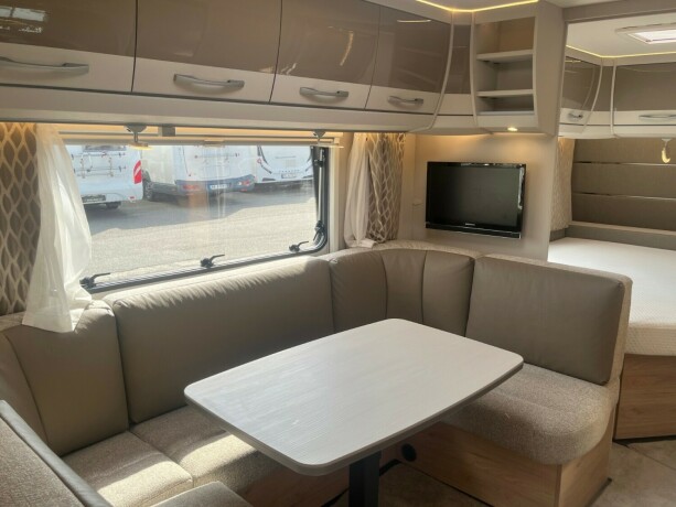 dethleffs-nomad-560-fmk-snow-hel197rsvogn-2022-big-58