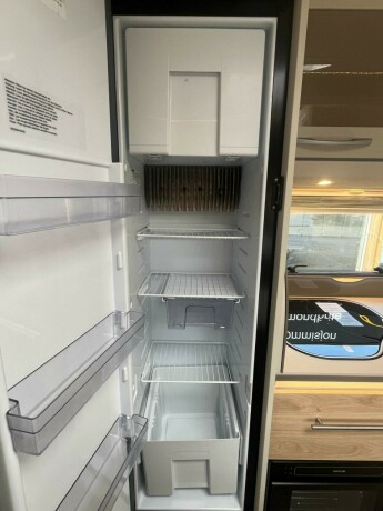 dethleffs-nomad-560-fmk-snow-hel197rsvogn-2022-big-42