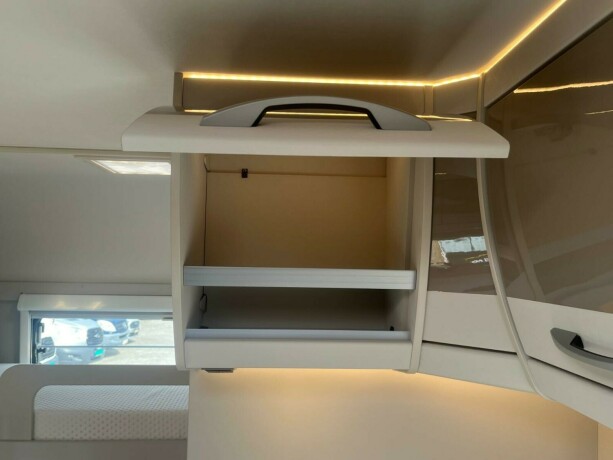 dethleffs-nomad-560-fmk-snow-hel197rsvogn-2022-big-61