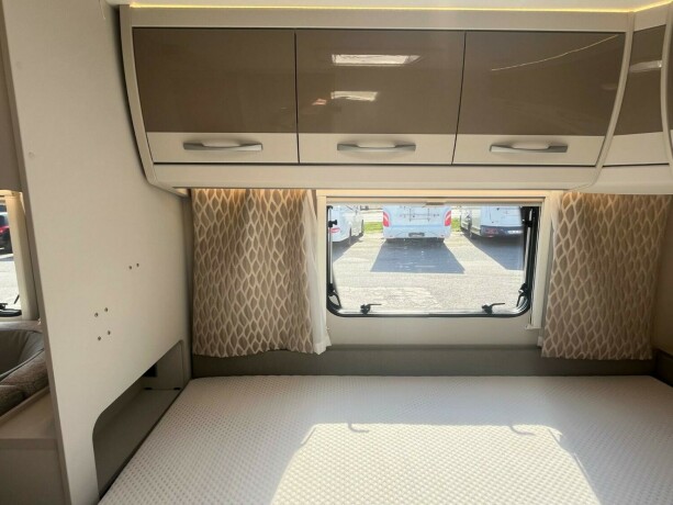 dethleffs-nomad-560-fmk-snow-hel197rsvogn-2022-big-15