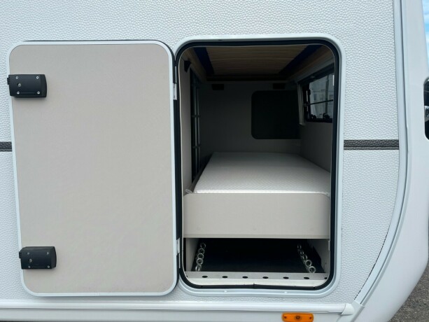 dethleffs-nomad-560-fmk-snow-hel197rsvogn-2022-big-10