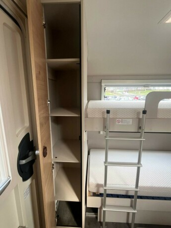 dethleffs-nomad-560-fmk-snow-hel197rsvogn-2022-big-64