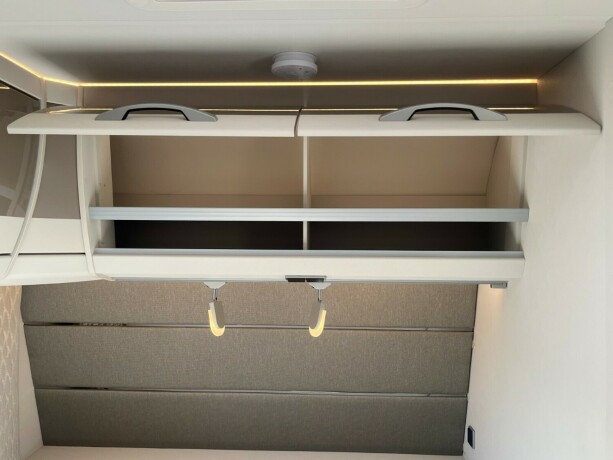 dethleffs-nomad-560-fmk-snow-hel197rsvogn-2022-big-18