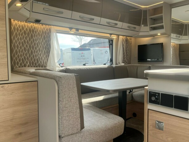 dethleffs-nomad-560-fmk-snow-hel197rsvogn-2022-big-57