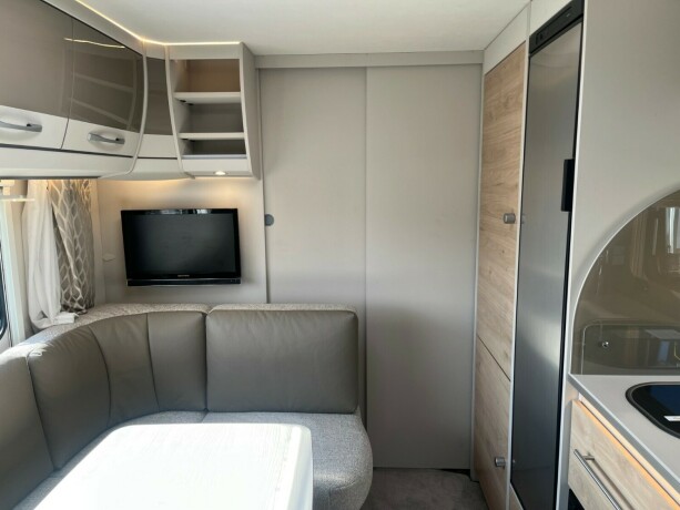 dethleffs-nomad-560-fmk-snow-hel197rsvogn-2022-big-12