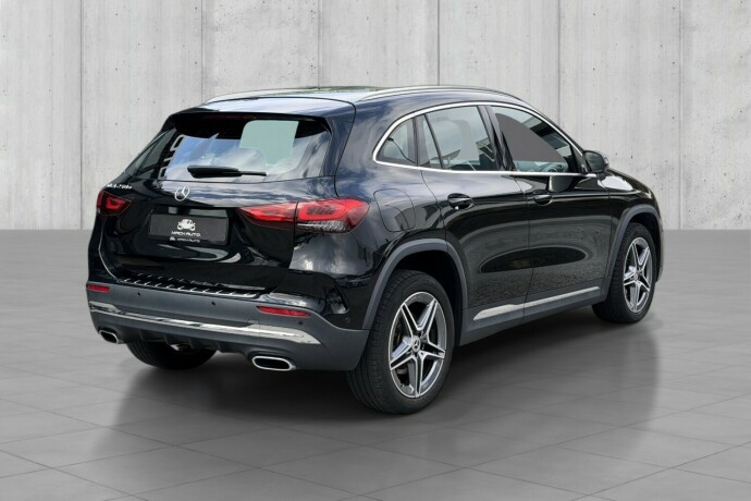 mercedes-benz-gla-elektrisitetbensin-2022-big-4