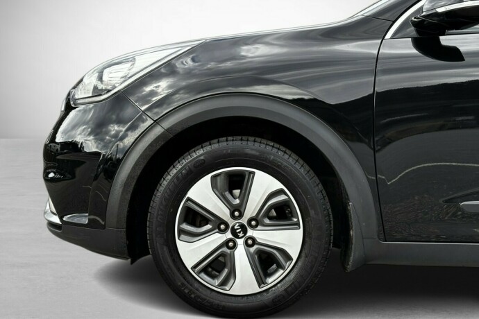 kia-niro-elektrisitetbensin-2016-big-7