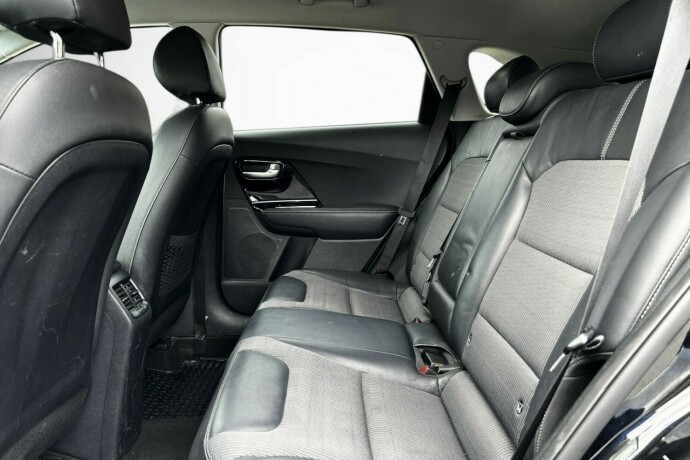 kia-niro-elektrisitetbensin-2016-big-23