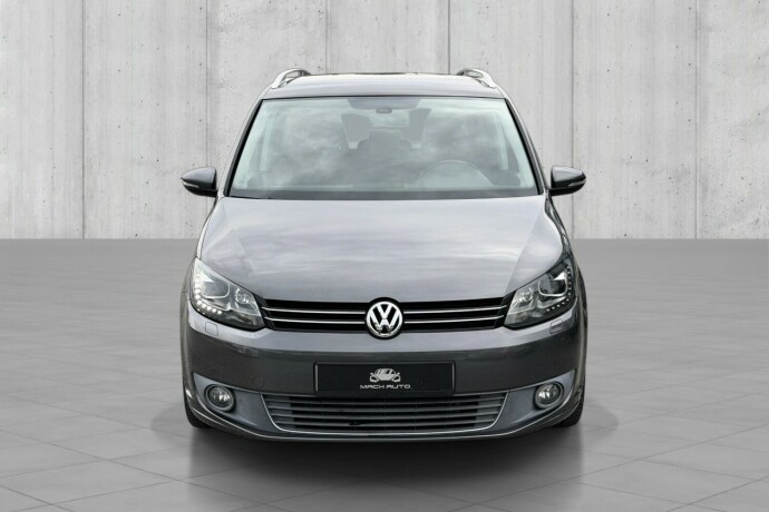 volkswagen-touran-diesel-2011-big-1