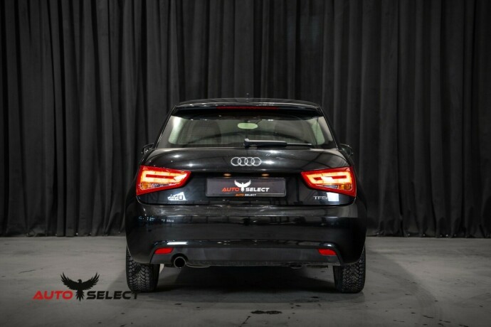 audi-a1-bensin-2011-big-9