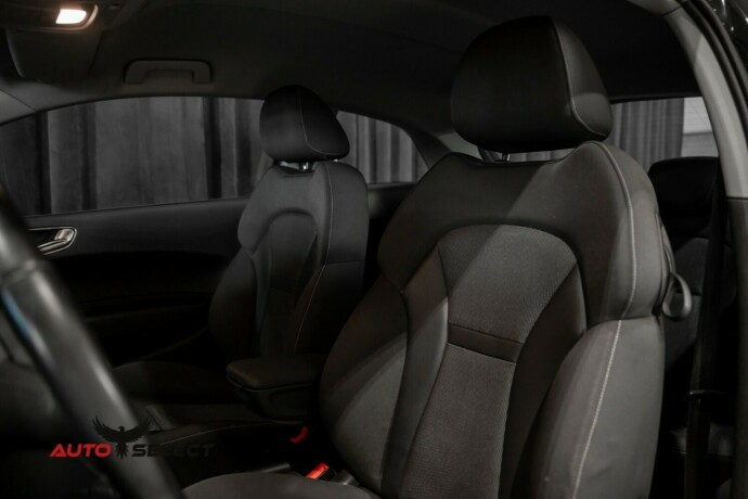 audi-a1-bensin-2011-big-12