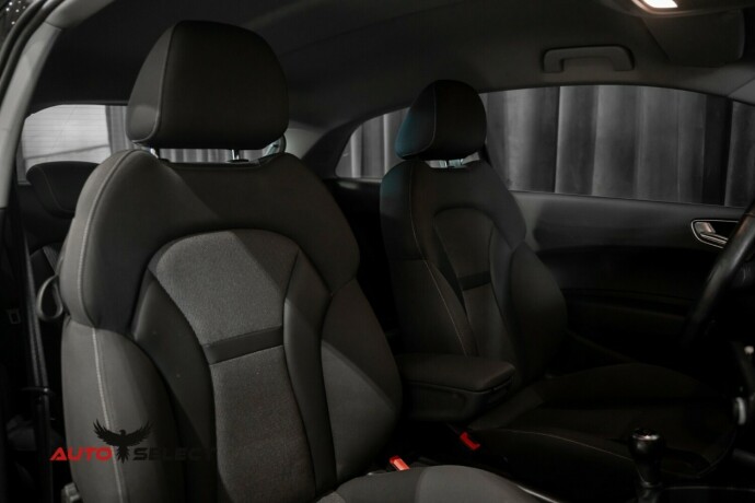 audi-a1-bensin-2011-big-16