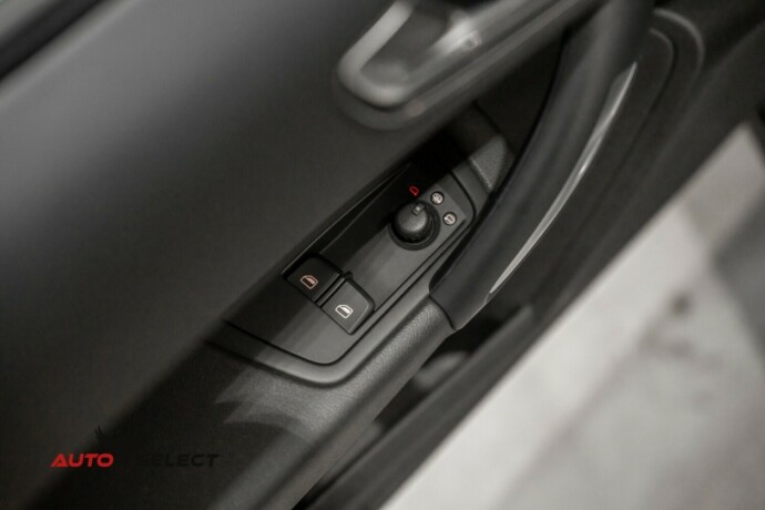 audi-a1-bensin-2011-big-11