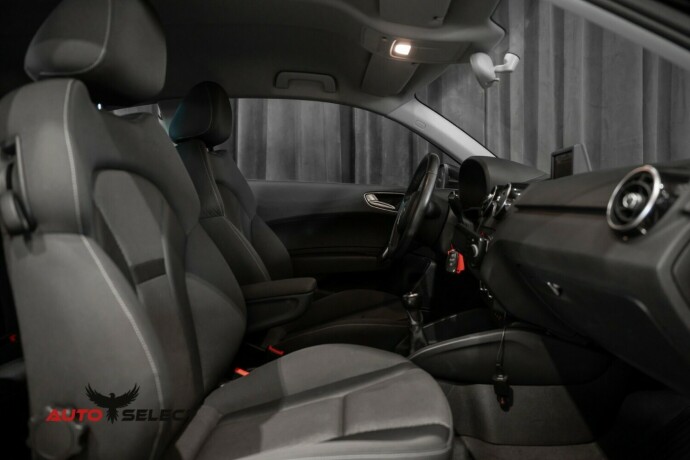 audi-a1-bensin-2011-big-15