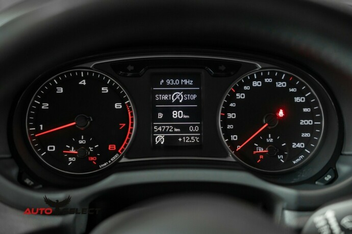 audi-a1-bensin-2011-big-23