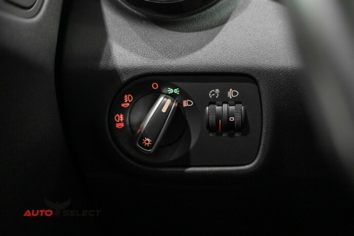 audi-a1-bensin-2011-big-24