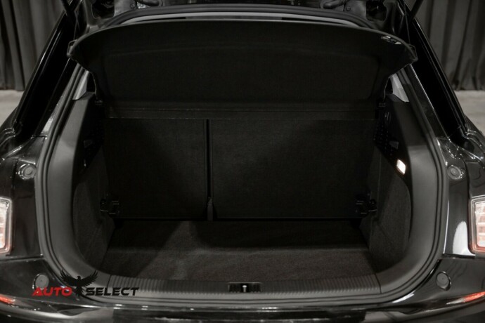 audi-a1-bensin-2011-big-32