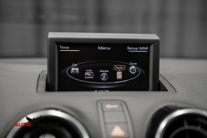 audi-a1-bensin-2011-big-28