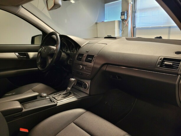 mercedes-benz-c-klasse-diesel-2011-big-12