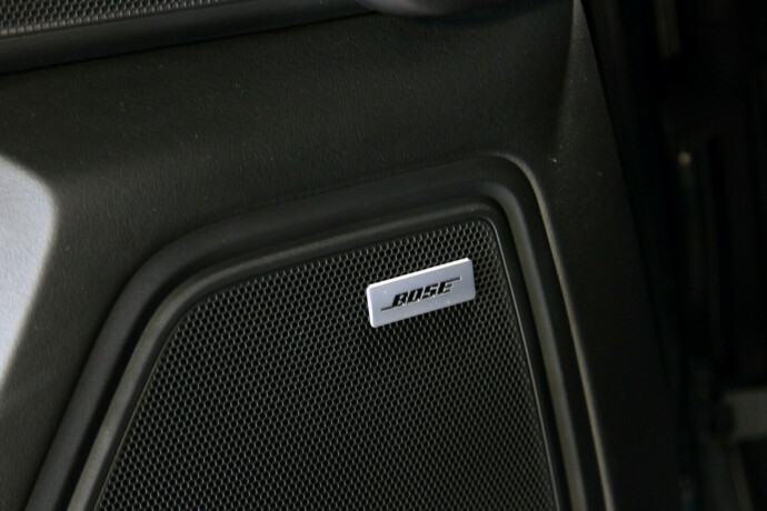 porsche-macan-diesel-2017-big-29