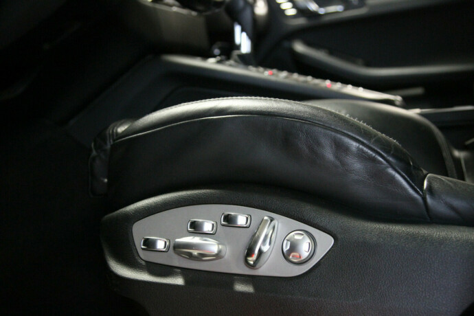 porsche-macan-diesel-2017-big-26