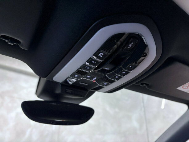 porsche-macan-diesel-2017-big-19