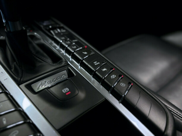 porsche-macan-diesel-2017-big-18